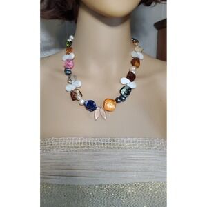 Dyed Shell With White And Gray Natural Looking Pearl Necklace Multicolored 18"